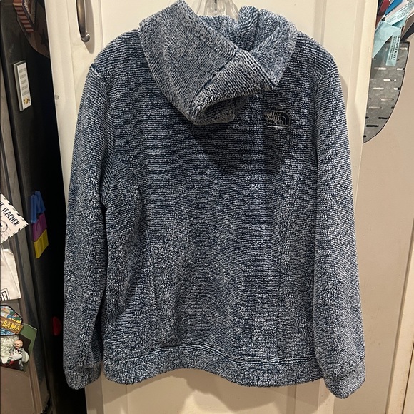 The North Face Textured Gray Hoodie - Picture 9 of 16